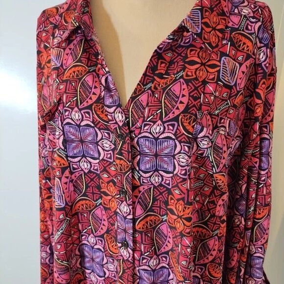 Catherines Button Up Blouse Womens Size 5X Roll Tab Sleeves Geometric Pockets - Picture 9 of 10
